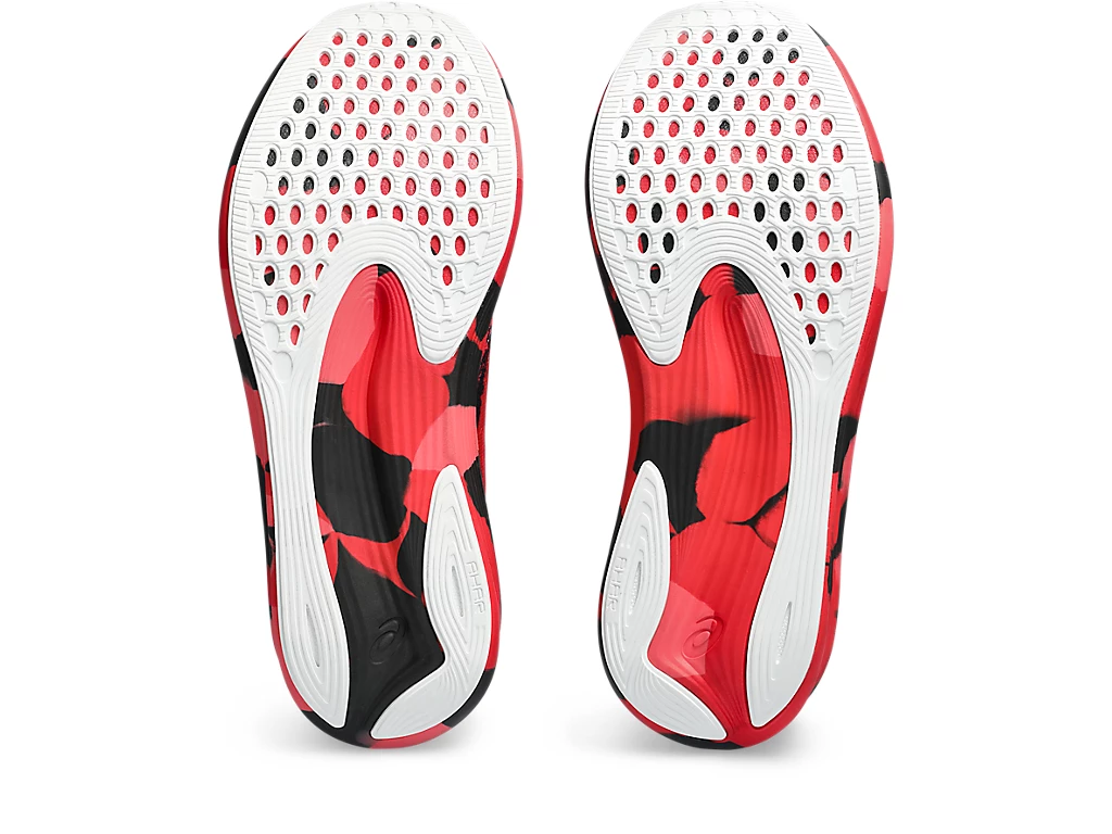 Asics Noosa Tri 15 outsole